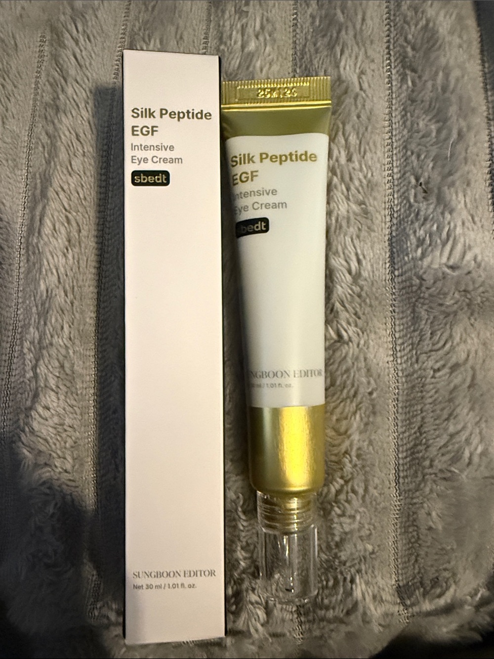 Silk Peptide EGF Intensive Eye Cream - White & Gold